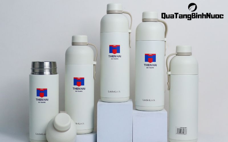 Hướng dẫn chi tiết cách chọn quà tặng doanh nghiệp phù hợp và ấn tượng - Quatangbinhnuoc.com 