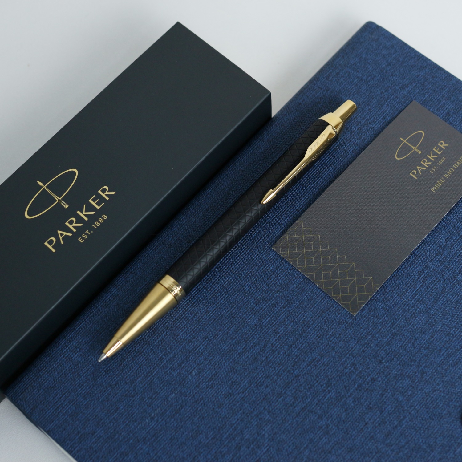 DTH Gift cung cấp set quà Parker theo ngân sách, sự kiện và nhận diện riêng của doanh nghiệp DTH Gift cung cấp set quà Parker theo ngân sách, sự kiện và nhận diện riêng của doanh nghiệp