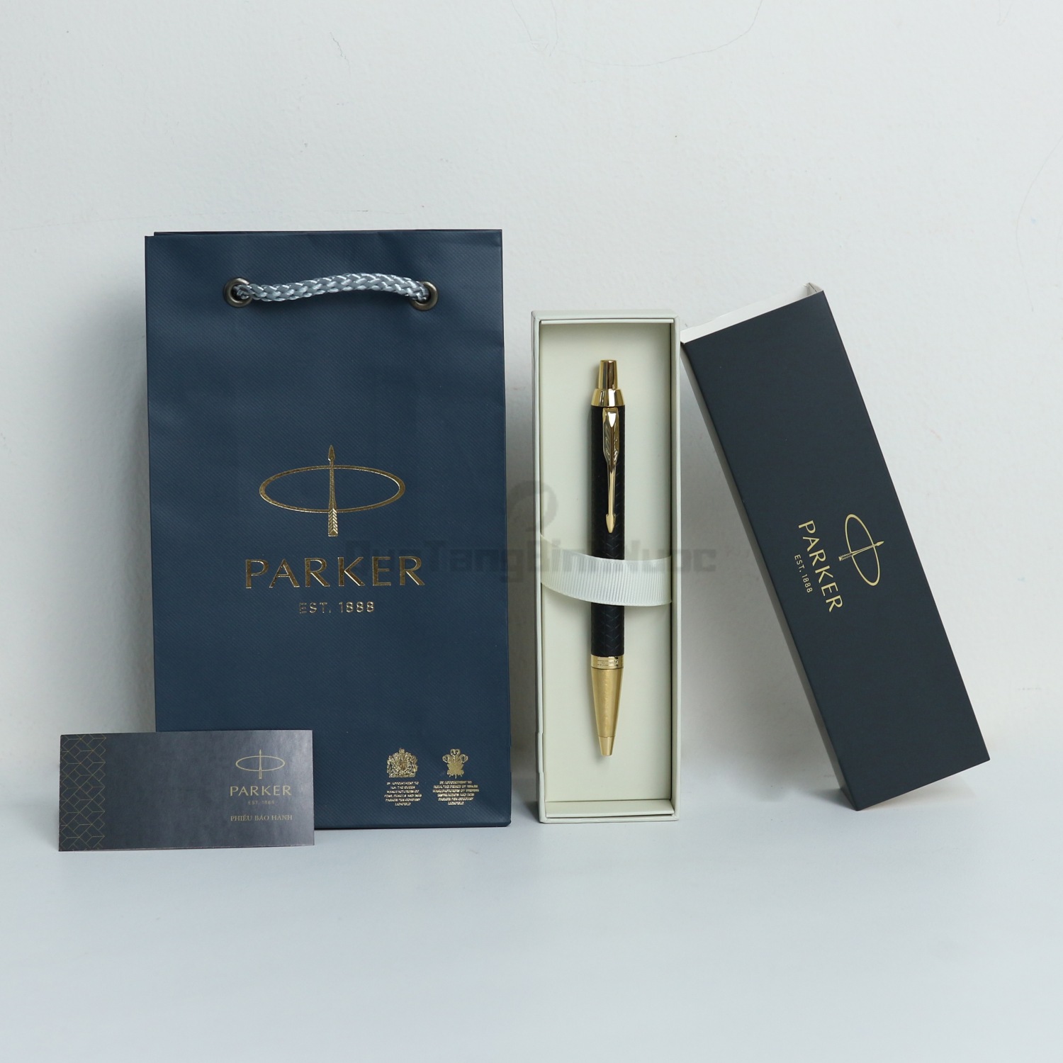 Butparkerkhacten.com chuyên khắc tên, chữ ký, logo và duyệt thiết kế trước khi gia công trên bút Butparkerkhacten.com chuyên khắc tên, chữ ký, logo và duyệt thiết kế trước khi gia công trên bút